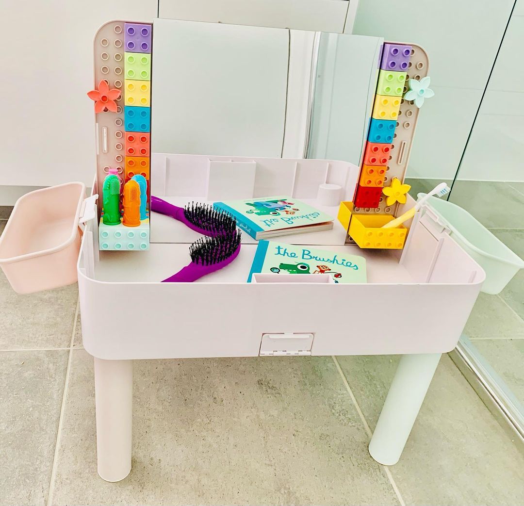 Duplo table with mirror for toddlers